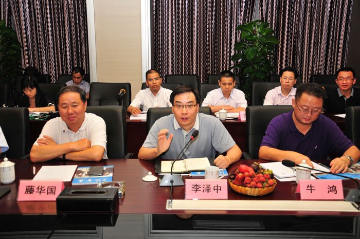 广晟集团总经理李泽中一行莅揭洽谈中德金属生态城合作